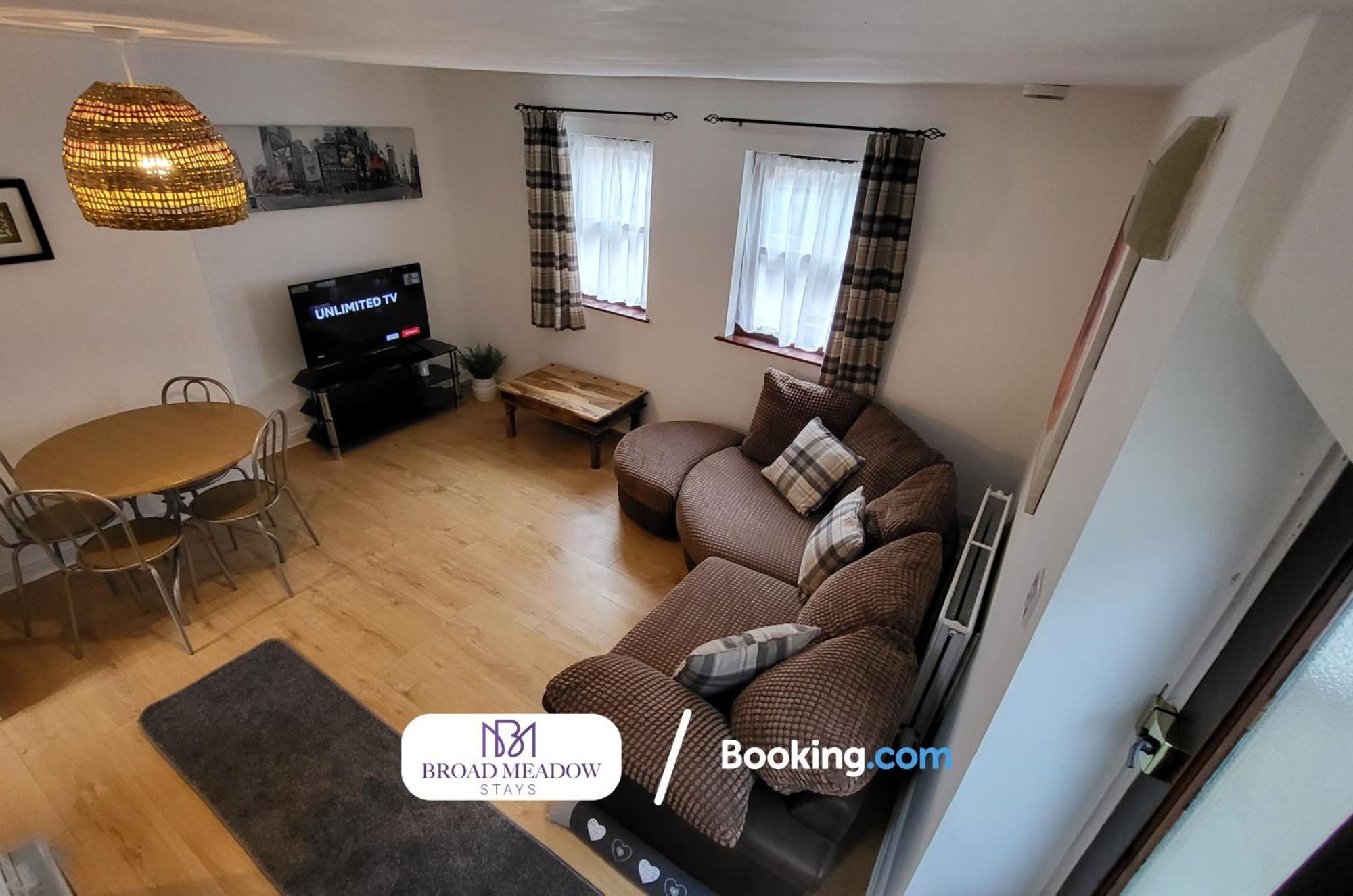 Last-Minute Offers L 3-Bed House By Broad Meadow Stays L Short Lets L Family, Business, Students L Lincoln L Parking Kültér fotó